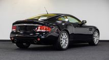 Aston-Martin-V12-Vanquish-S-Limited-Edition-2.jpg