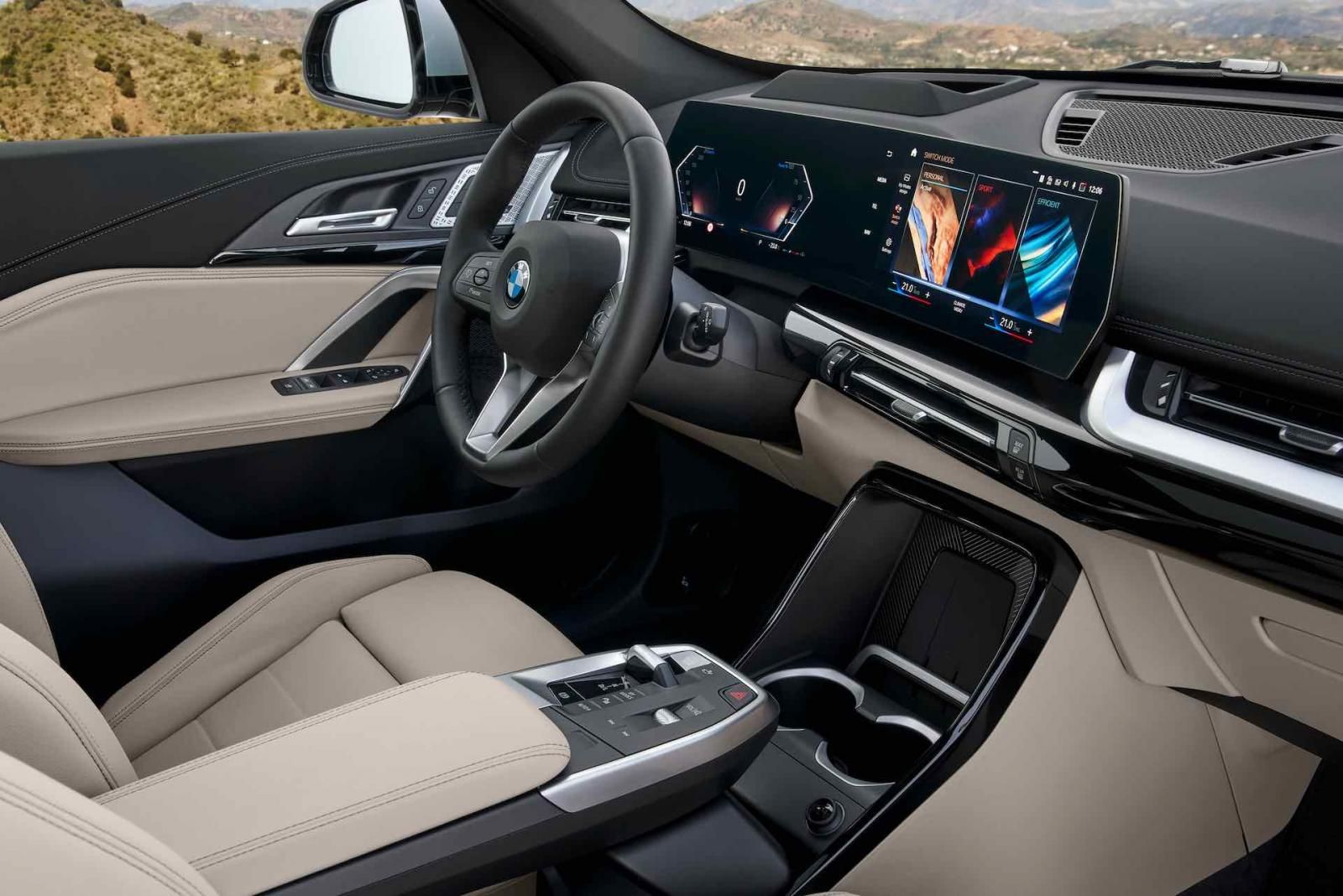 Nuova BMW X1 plancia