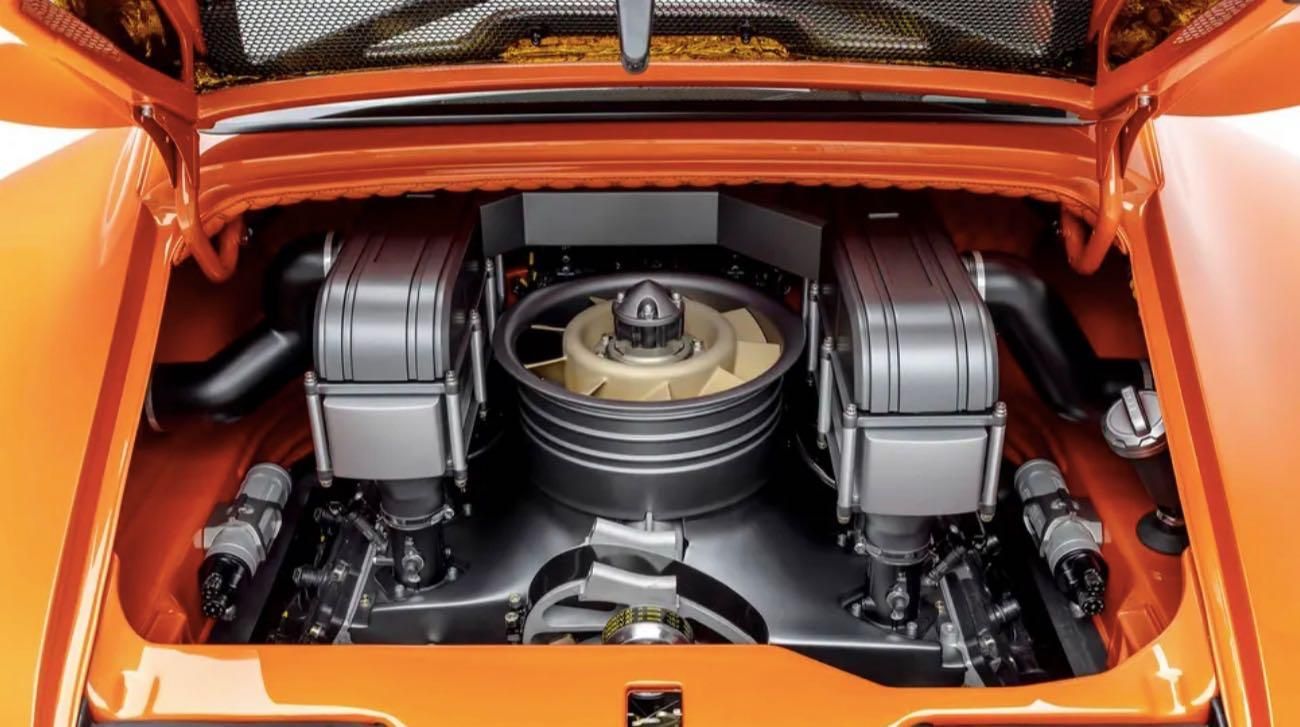 Gunther Werks Project Tornado Porsche 911 993 restomod motore