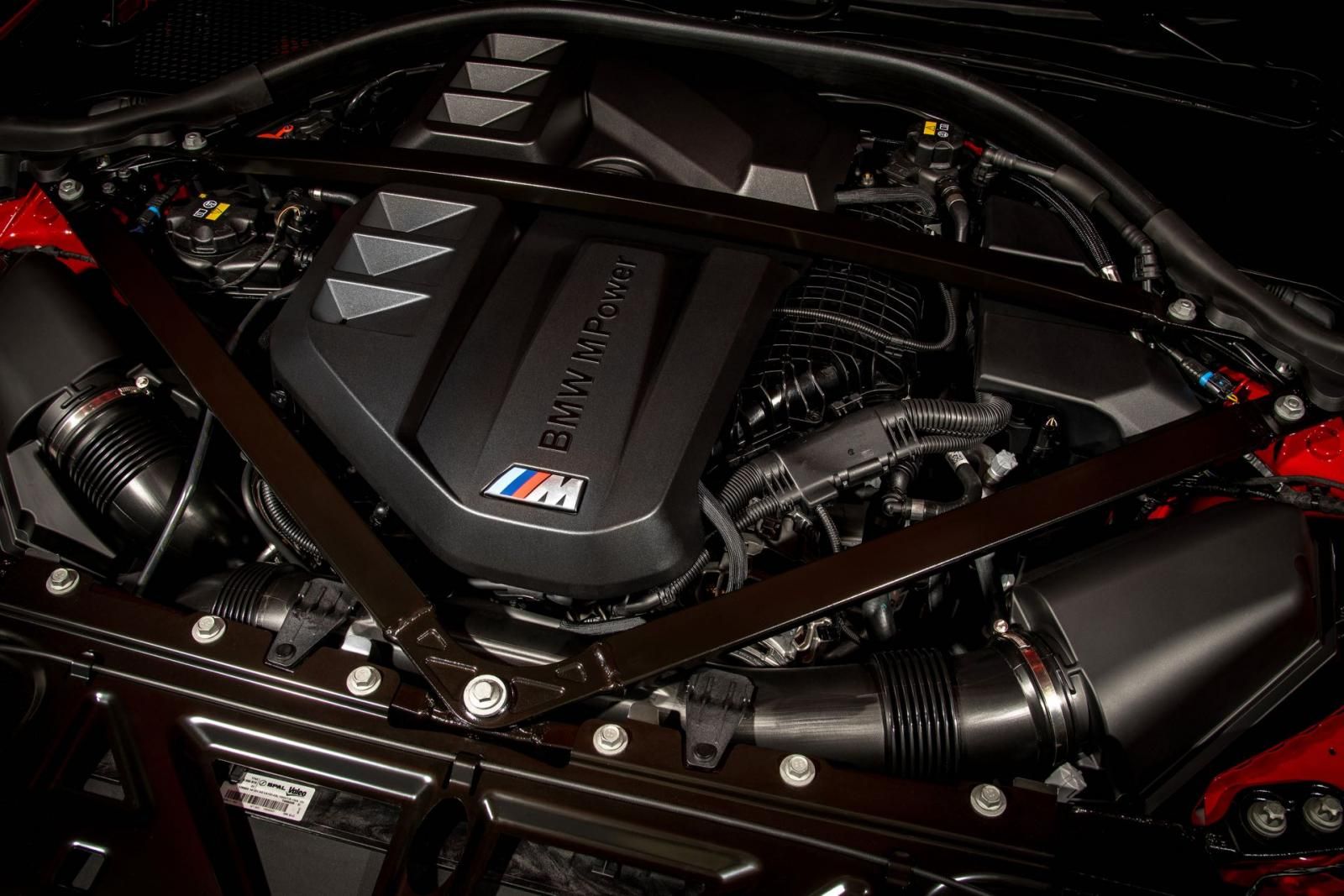 BMW M2 2023 motore