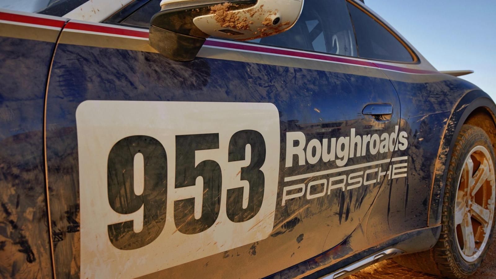 Porsche 911 Dakar cronograph - dettaglio fiancata