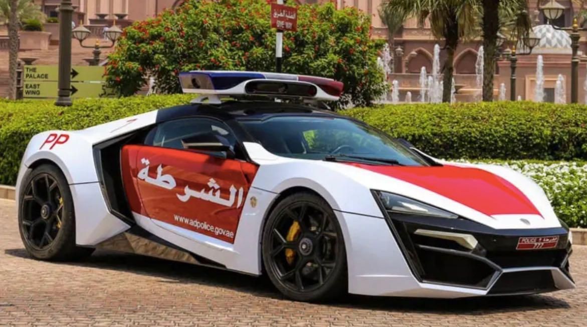 Lykan Hypersport Abu Dhabi police 