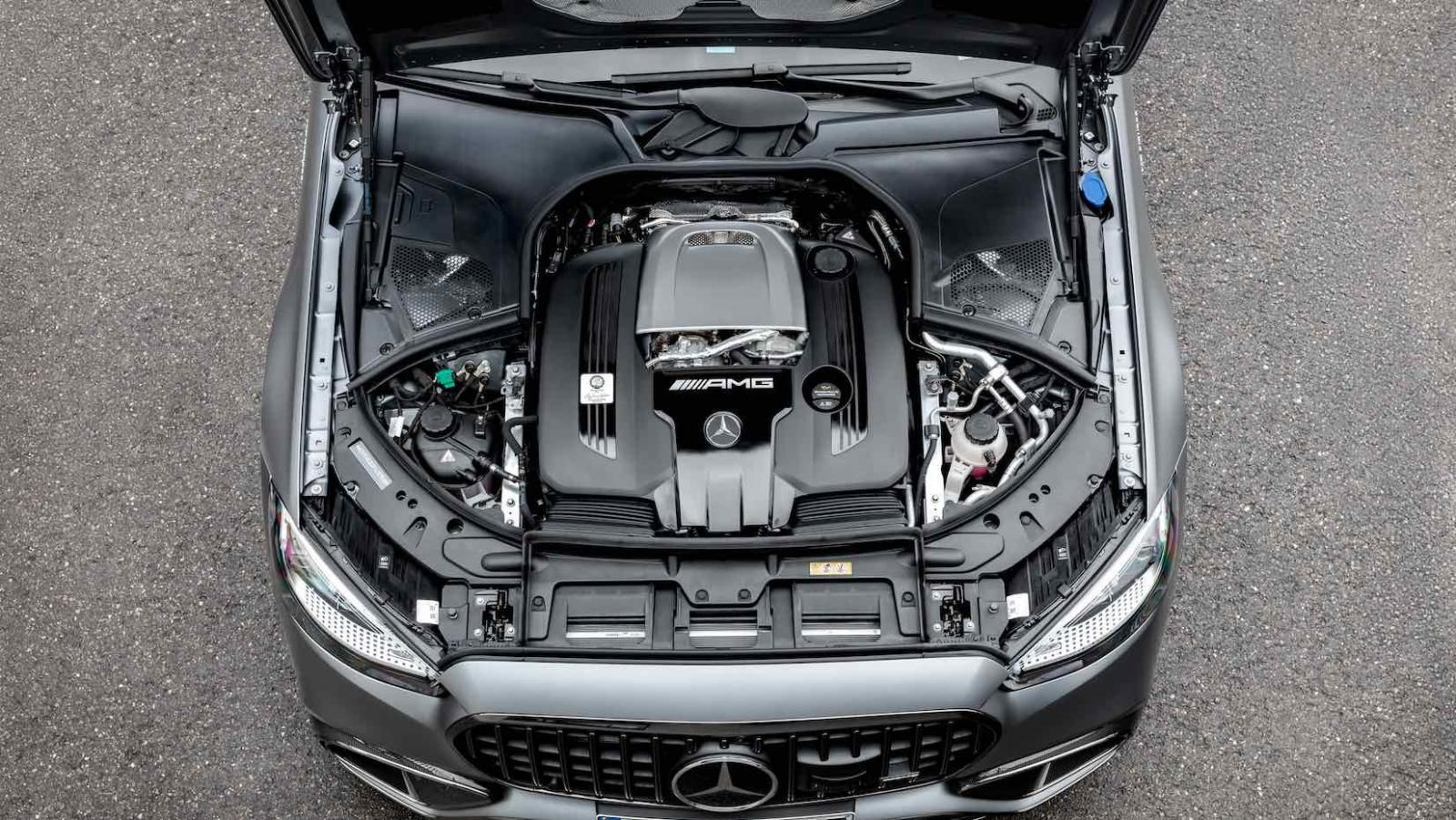 Mercedes-AMG S 63 E Performance, motore V8